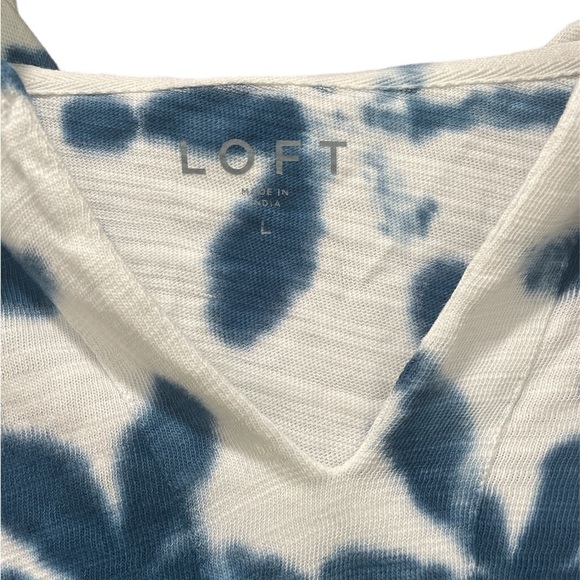 Loft blue and white floral tye dye hoodie - Picture 2 of 3